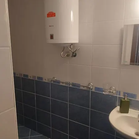 アパート Charming Sunny 2 Bedrooms 1 Bath *